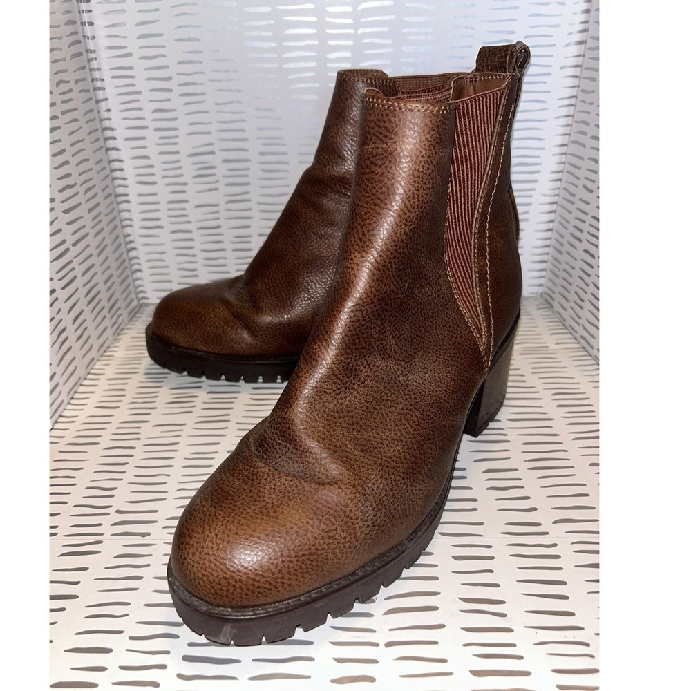 MIA Jody Avya Brown Pebble Grain Chelsea Lug Sole Block Heel Boots 10 Platform